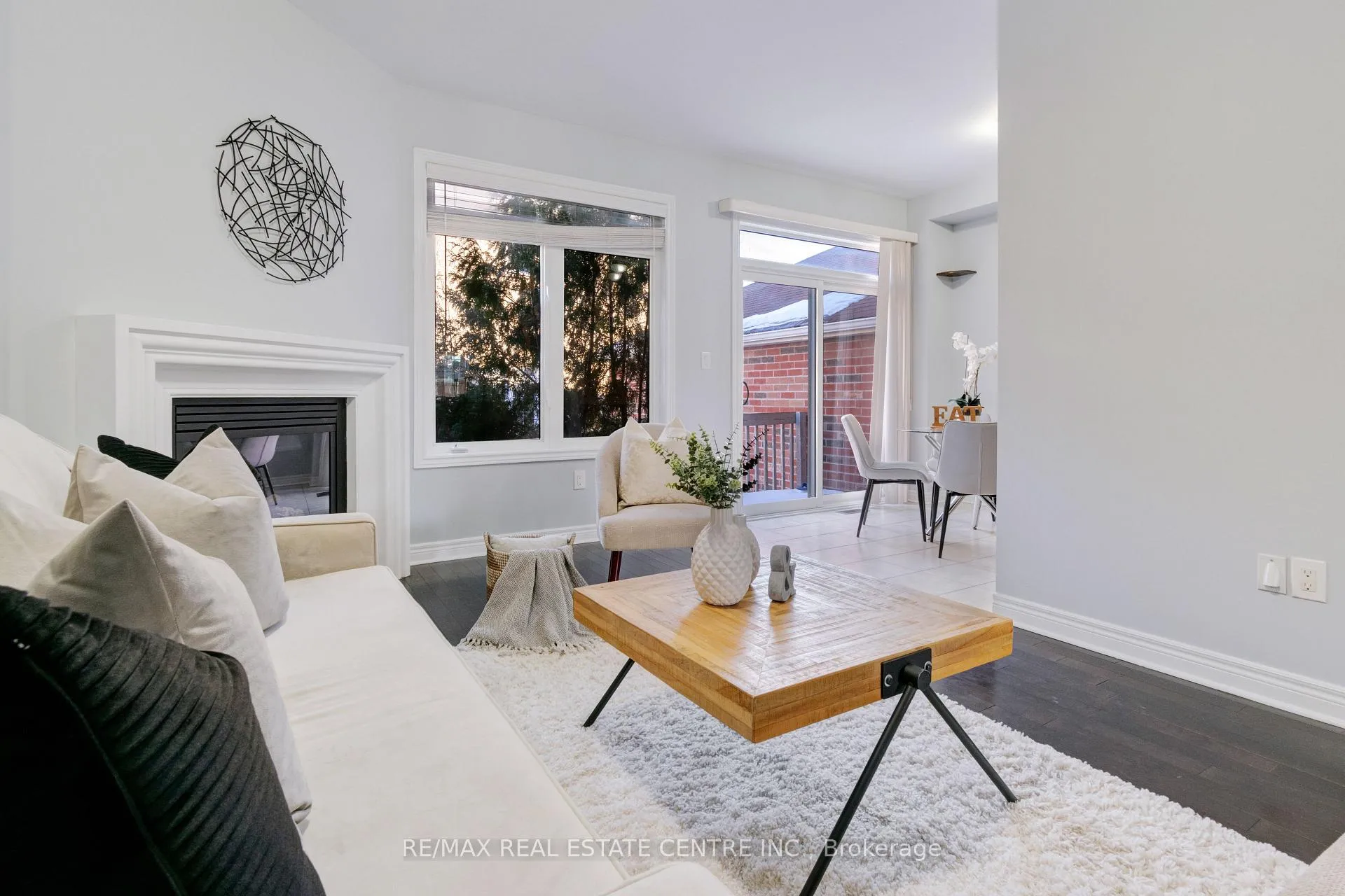 Photo 18 of 49 Wardsville Drive, Brampton, Bram West — HOMEH