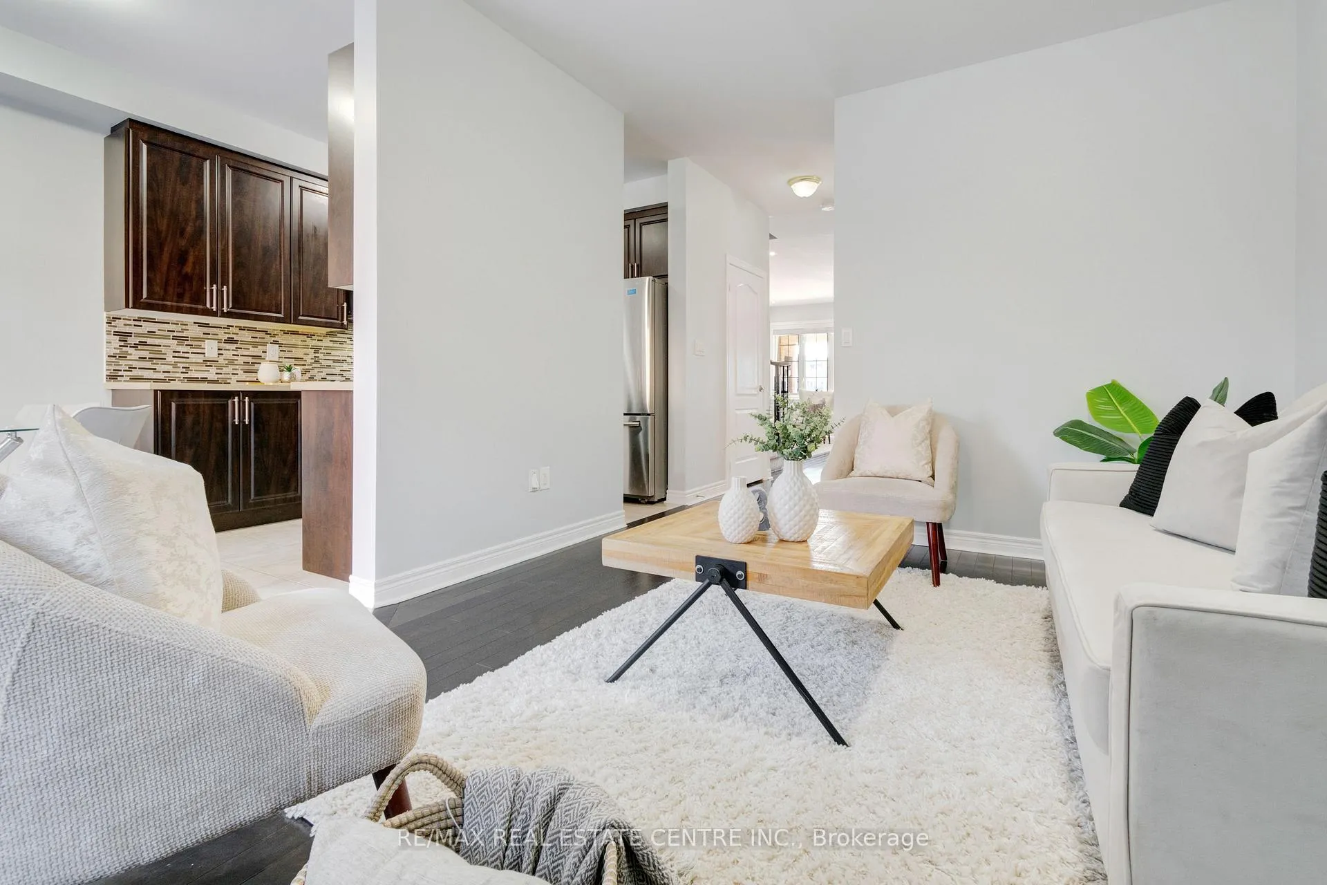 Photo 21 of 49 Wardsville Drive, Brampton, Bram West — HOMEH
