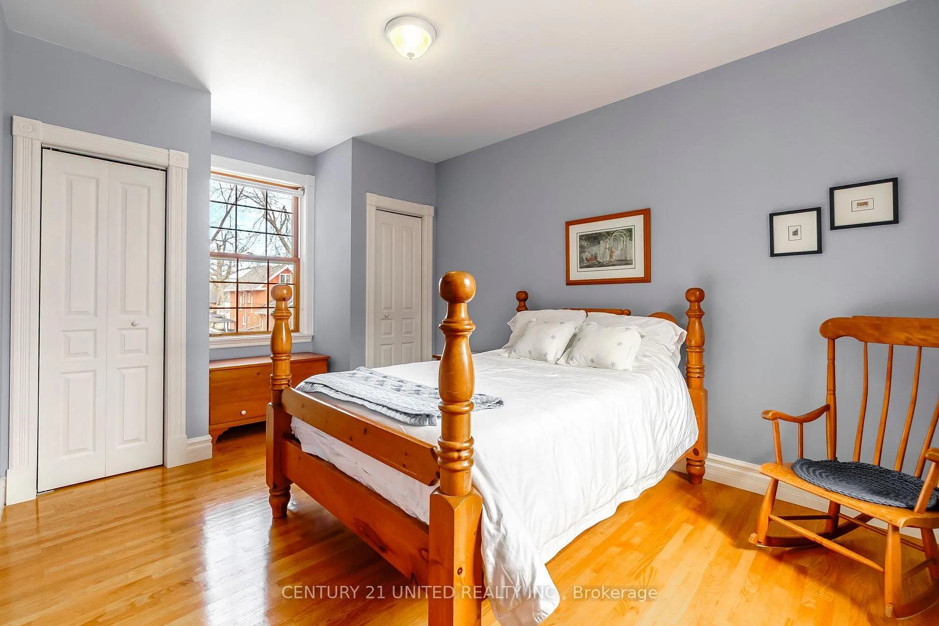 Photo 23 of 558 Gilmour Street, Peterborough, Town Ward 3 — HOMEH