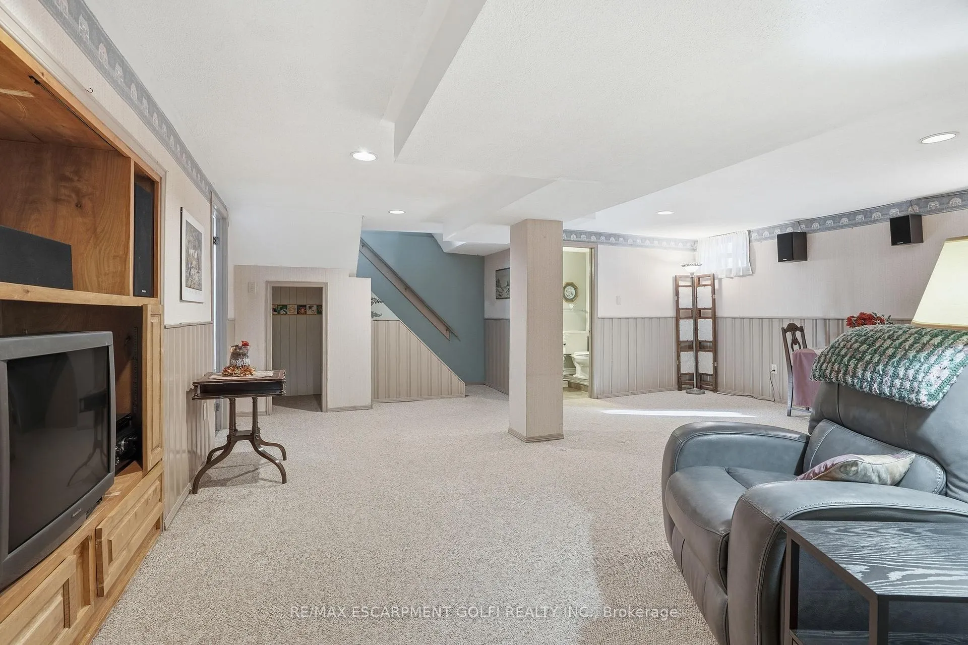 Photo 20 of 4108 Barry Drive, Lincoln, Beamsville — HOMEH