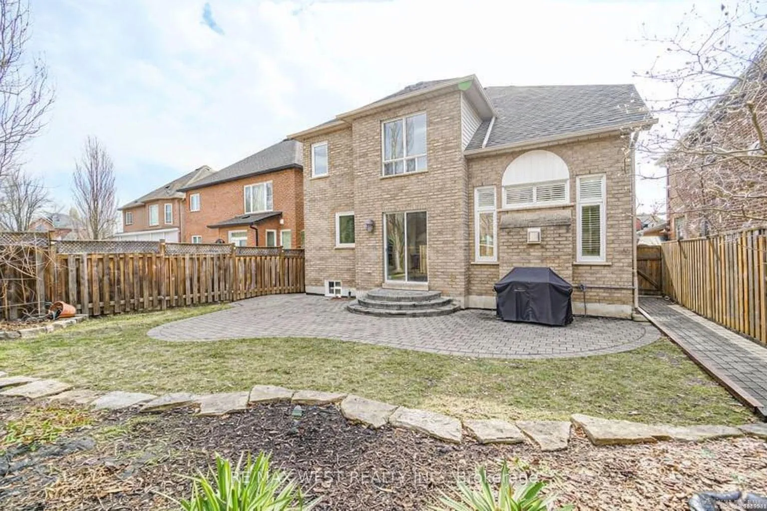 Photo 18 of 181 Thicket Crescent, Pickering, Highbush — HOMEH