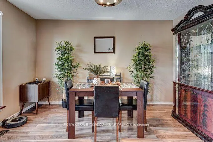 Photo 12 of 1226 River Road W, Wasaga Beach — HOMEH