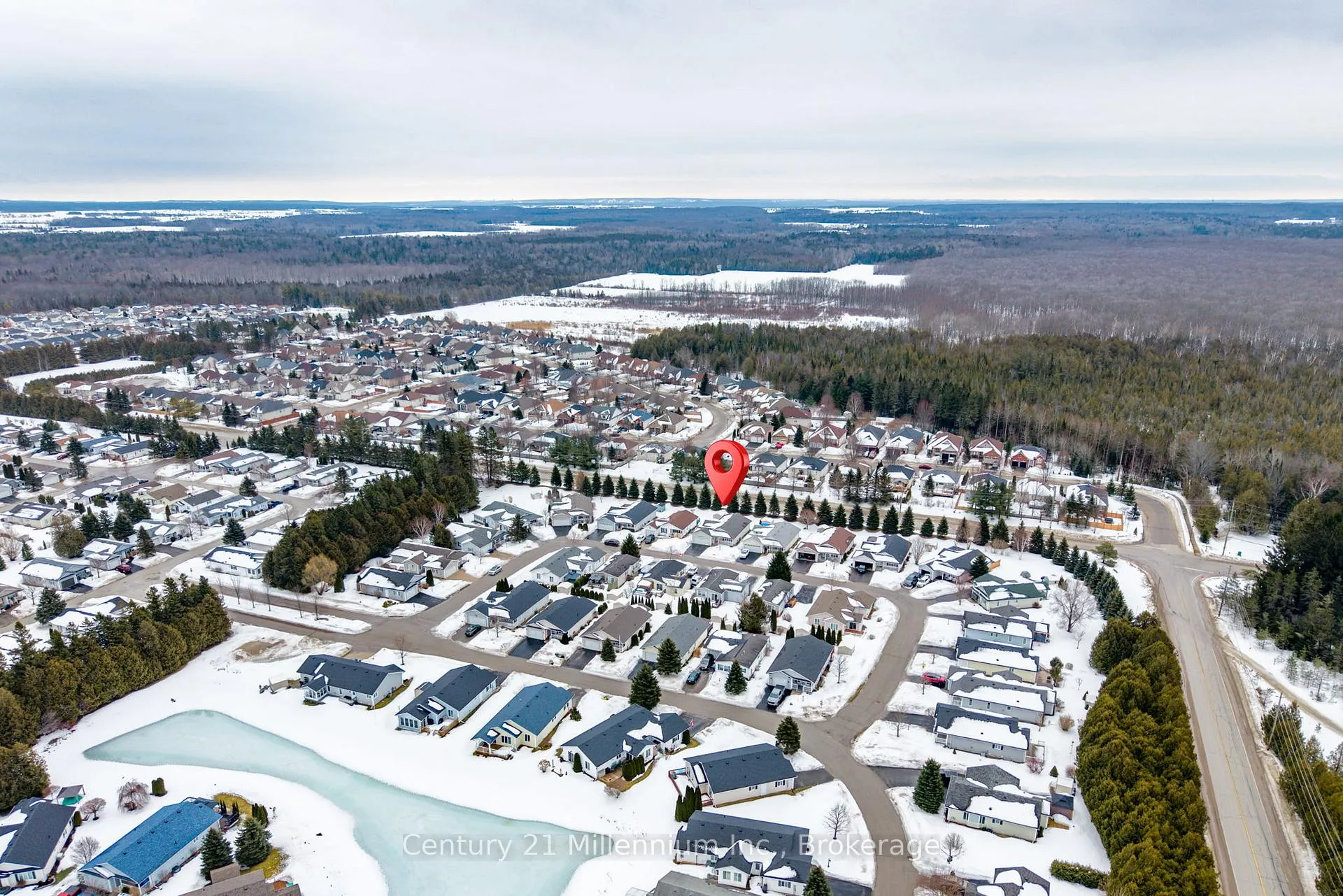 Photo 41 of 20 Illinois Crescent, Wasaga Beach — HOMEH