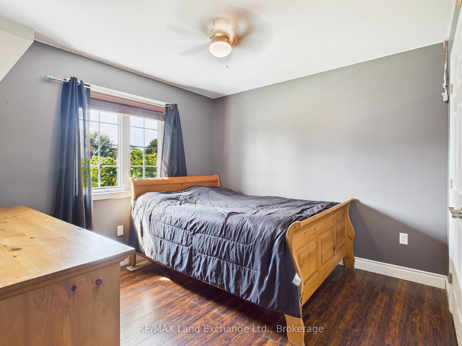 Photo 10 of 16 Maple Street, Kincardine — HOMEH