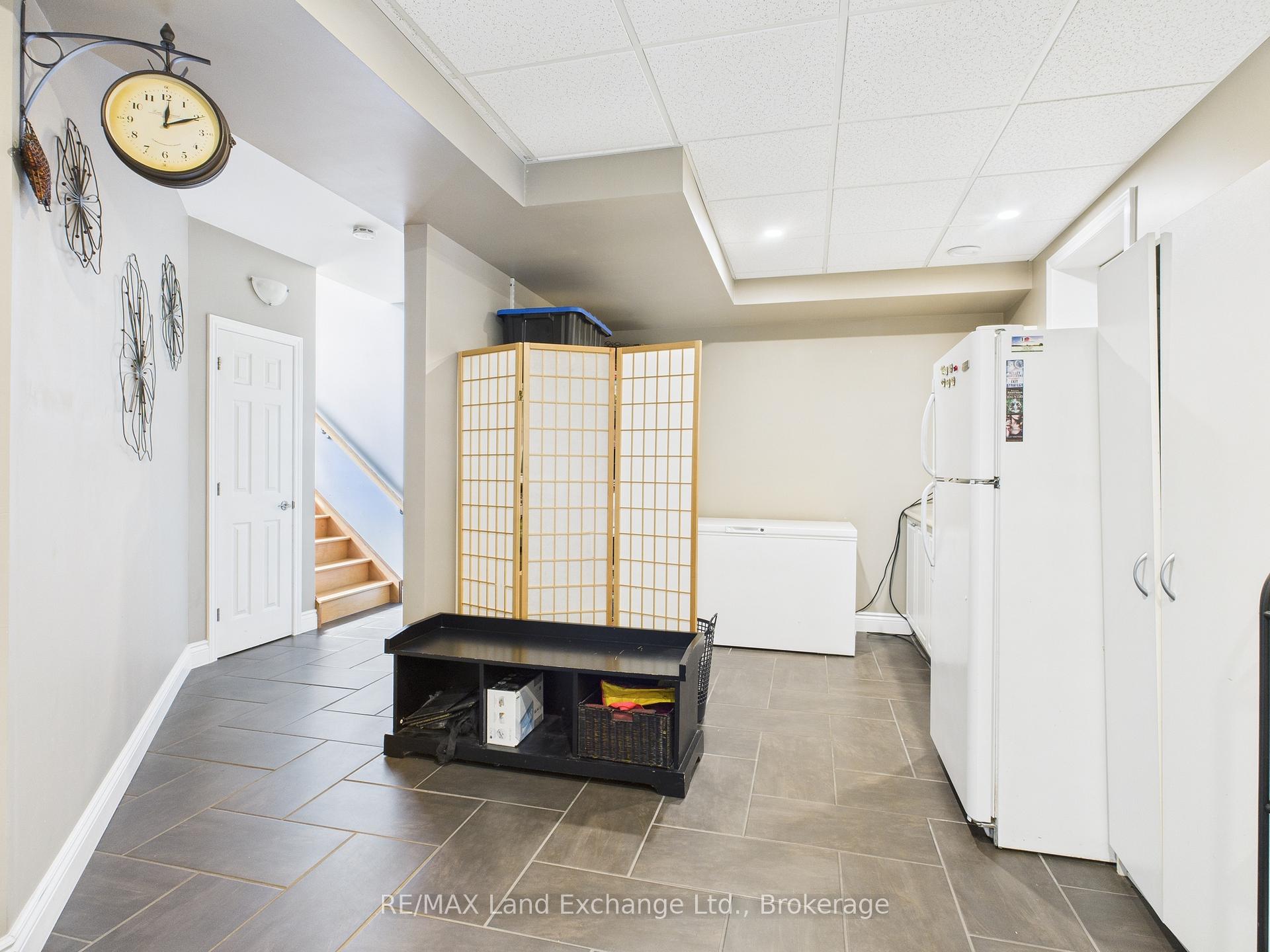 Photo 12 of 16 Maple Street, Kincardine — HOMEH