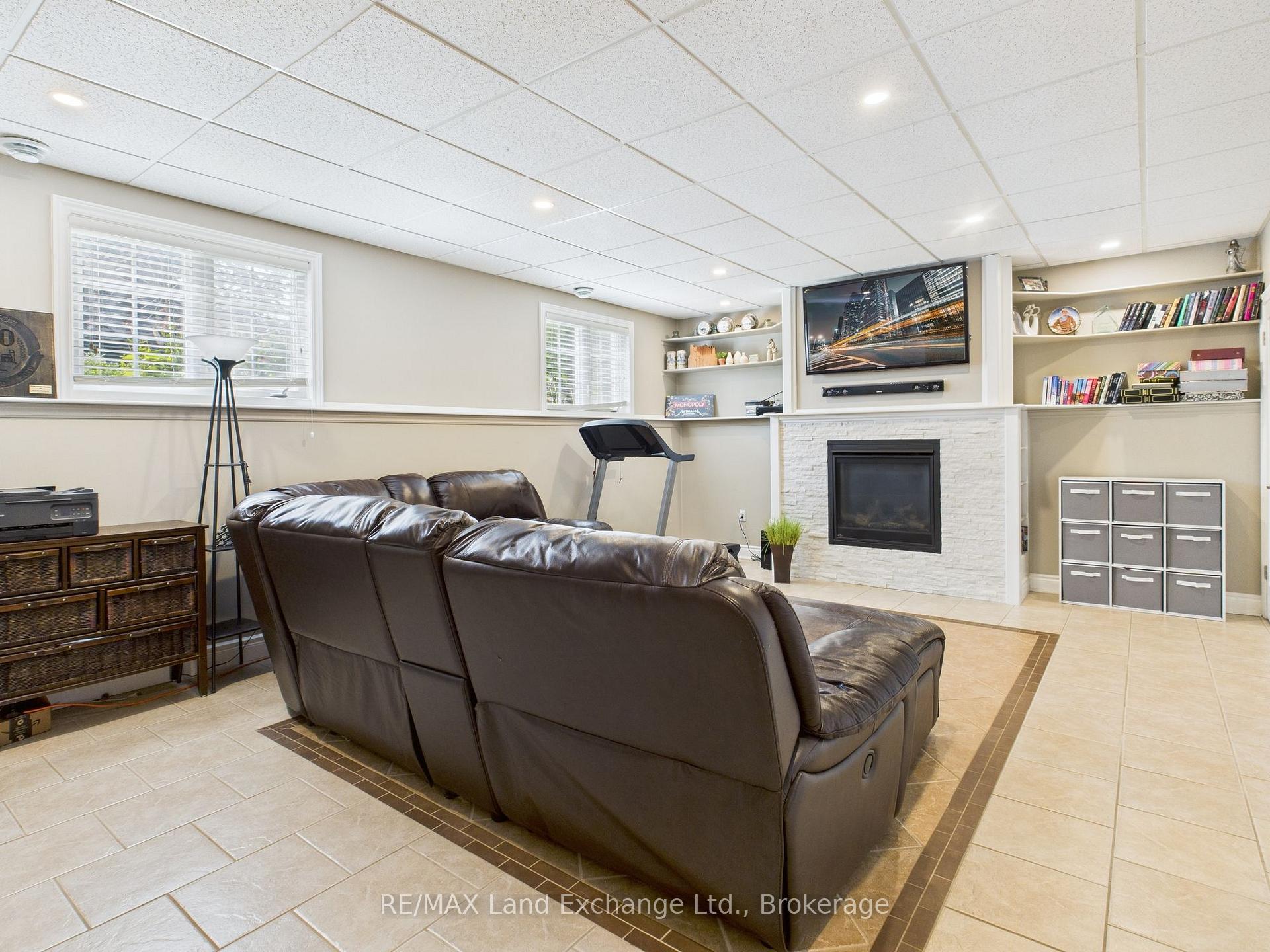 Photo 14 of 16 Maple Street, Kincardine — HOMEH
