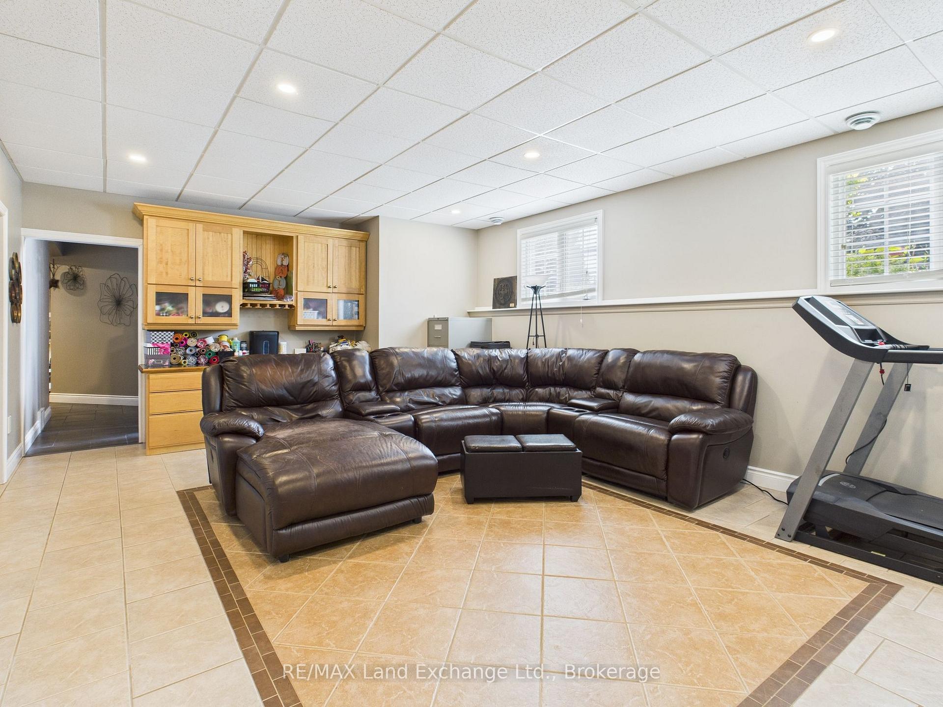 Photo 15 of 16 Maple Street, Kincardine — HOMEH