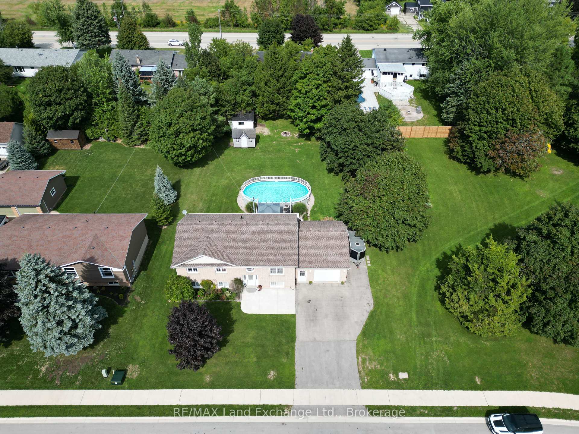 Photo 22 of 16 Maple Street, Kincardine — HOMEH