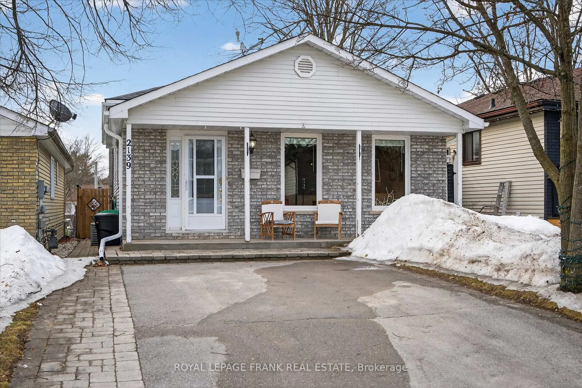 Front of 2139 Springwood Road