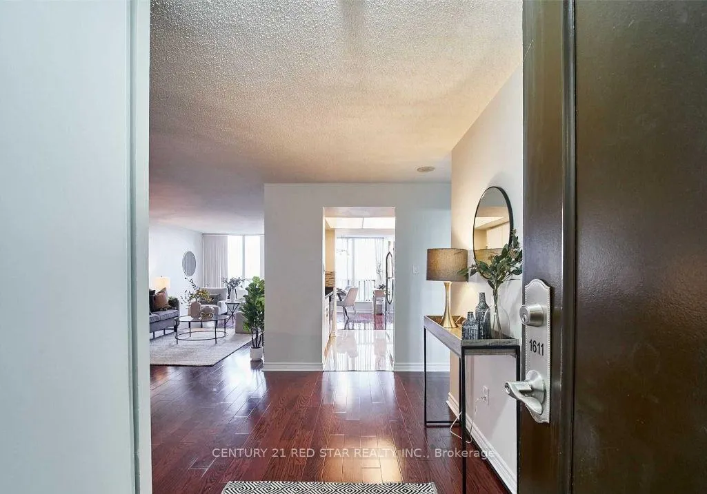 Photo 2 of Unit 1611, 1 Rowntree Road, Etobicoke, Mount Olive-Silverstone-Jamestown — HOMEH