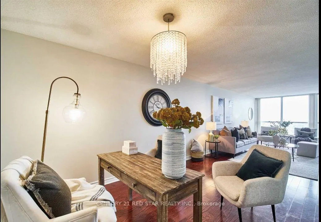 Photo 5 of Unit 1611, 1 Rowntree Road, Etobicoke, Mount Olive-Silverstone-Jamestown — HOMEH