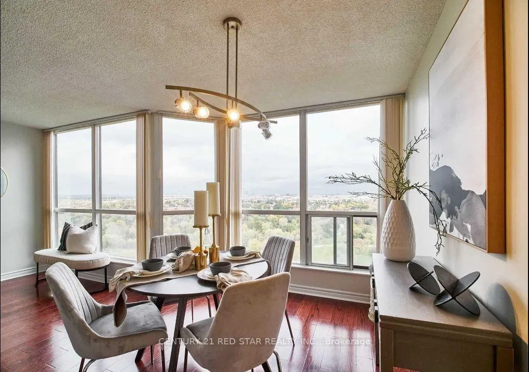Photo 10 of Unit 1611, 1 Rowntree Road, Etobicoke, Mount Olive-Silverstone-Jamestown — HOMEH