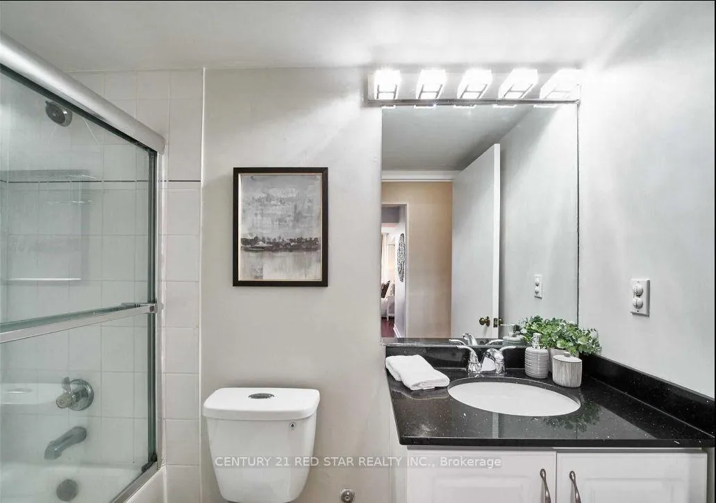 Photo 13 of Unit 1611, 1 Rowntree Road, Etobicoke, Mount Olive-Silverstone-Jamestown — HOMEH