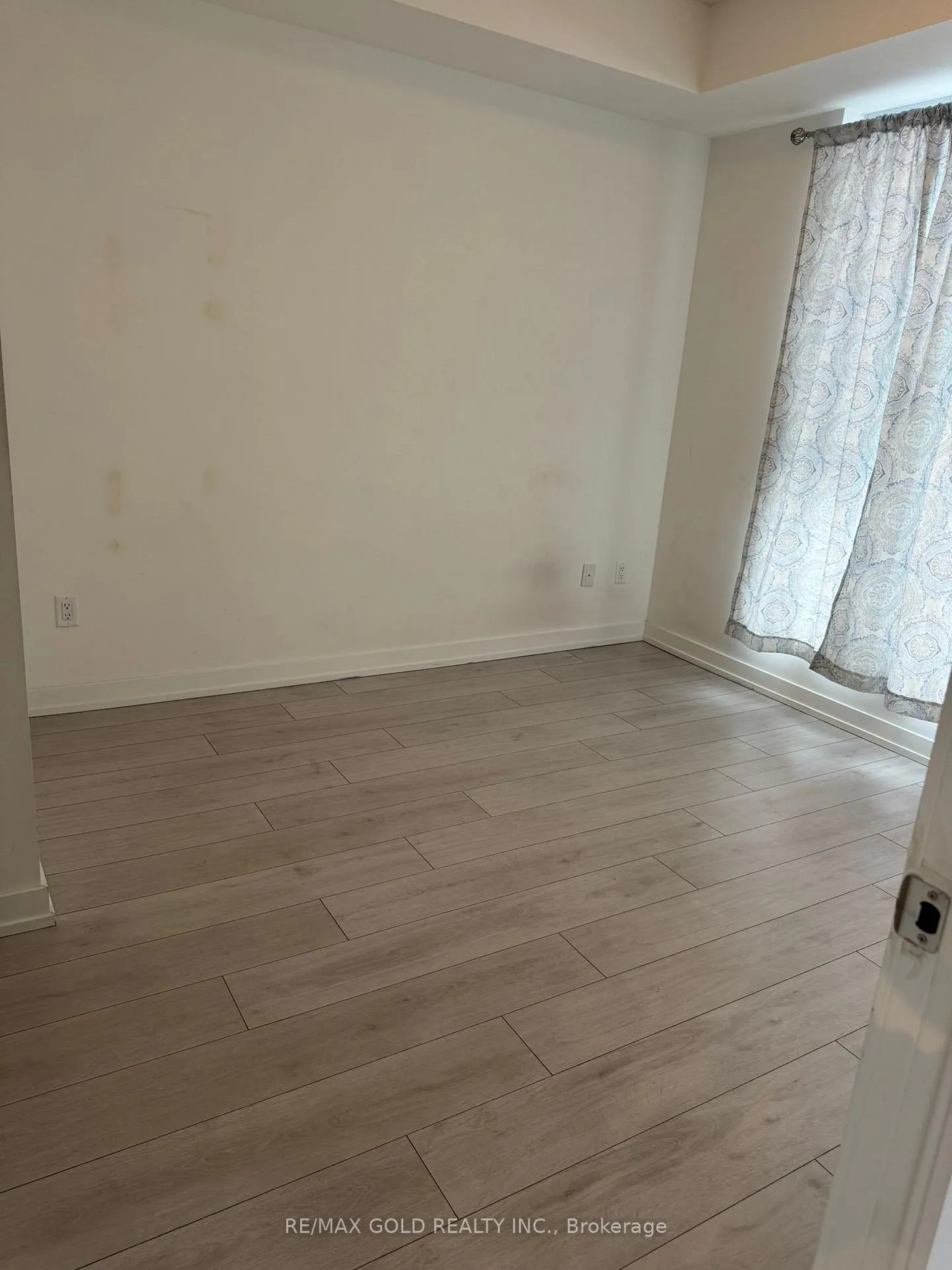 Photo 8 of Unit 2301, 55 Duke Street, Kitchener — HOMEH