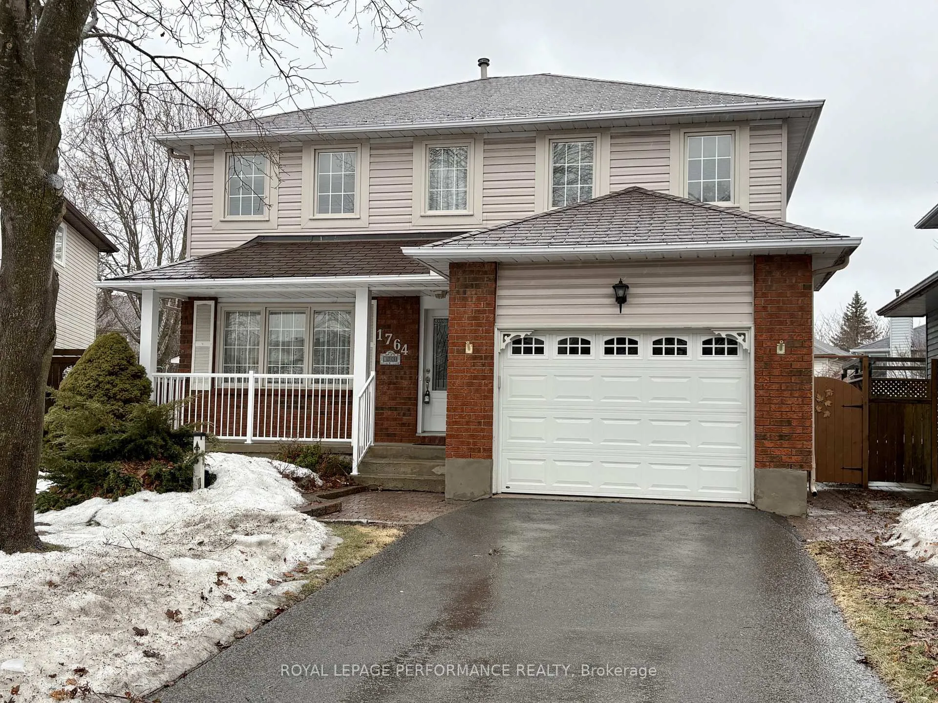 Photo 1 of 1764 Tache Way, Ottawa, Fallingbrook/Pineridge — HOMEH