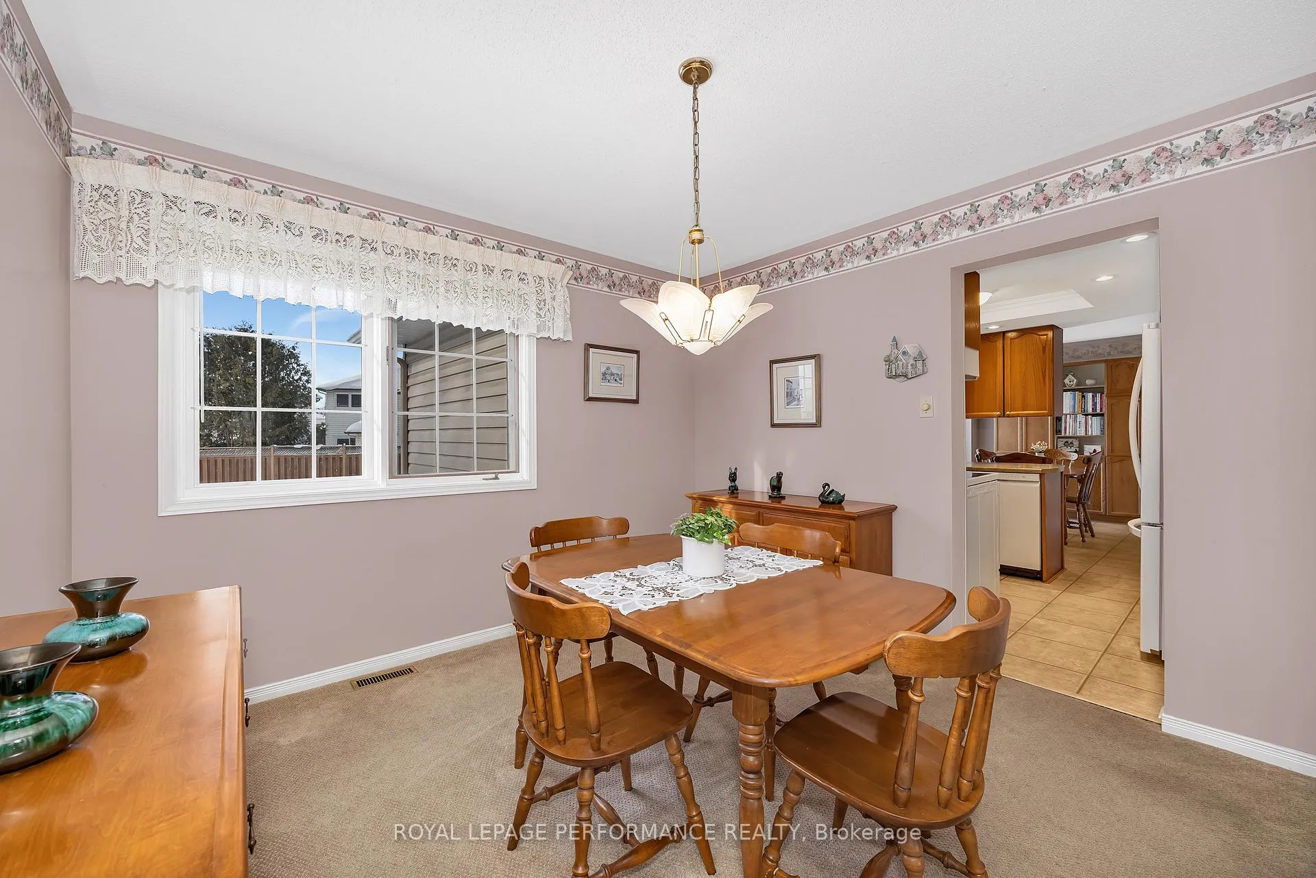 Photo 7 of 1764 Tache Way, Ottawa, Fallingbrook/Pineridge — HOMEH