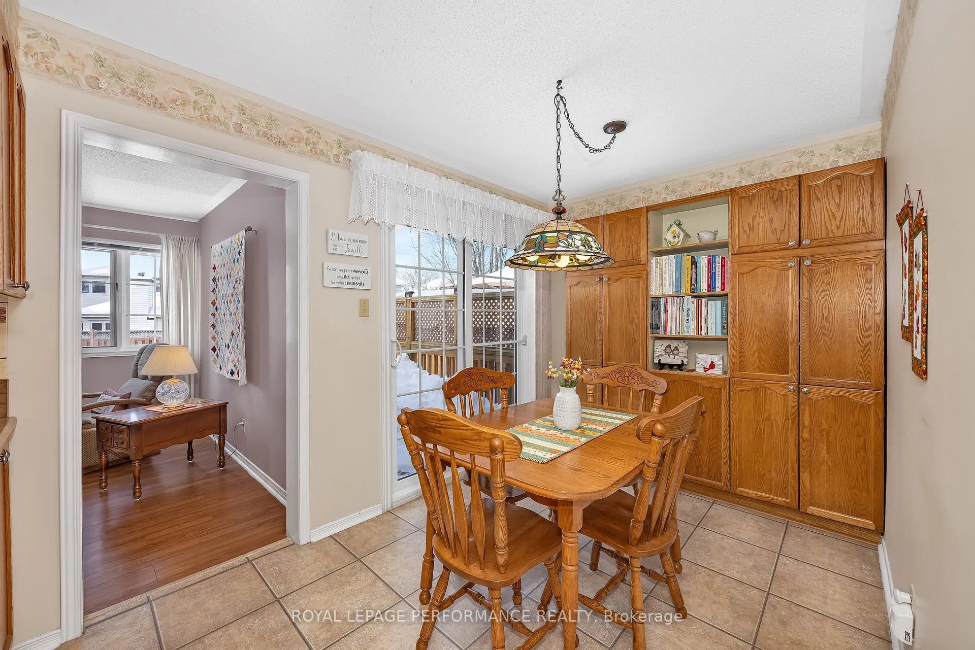 Photo 9 of 1764 Tache Way, Ottawa, Fallingbrook/Pineridge — HOMEH