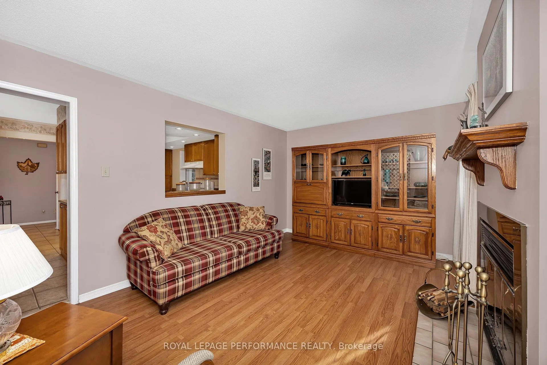 Photo 11 of 1764 Tache Way, Ottawa, Fallingbrook/Pineridge — HOMEH