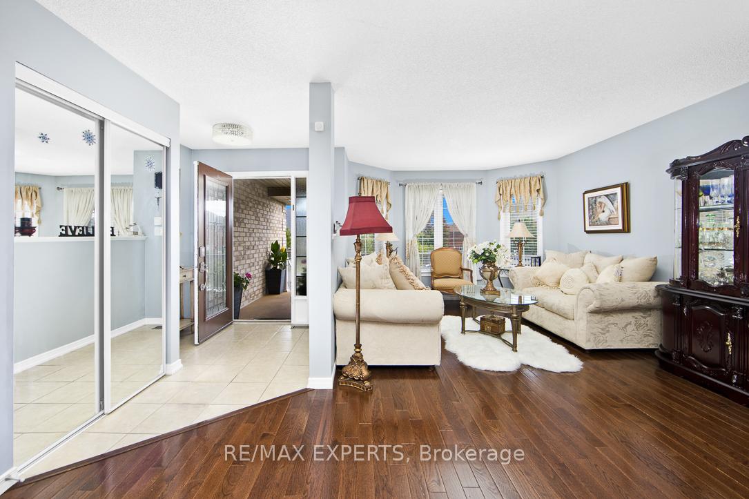 Photo 4 of 2184 Nevils Street, Innisfil, Alcona — HOMEH