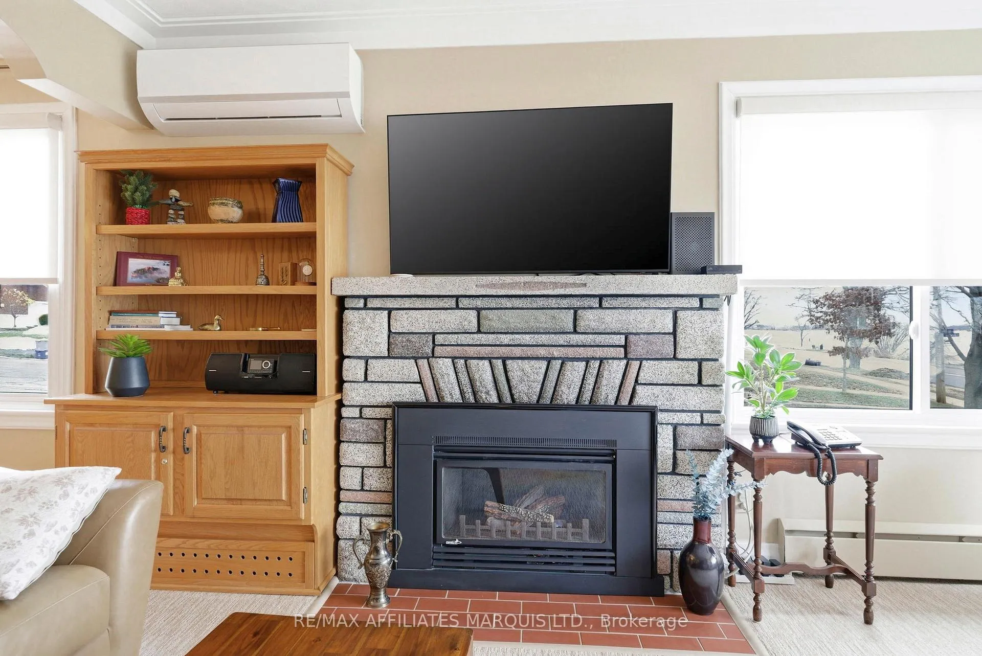 Photo 9 of 1318 Montreal Road, Cornwall — HOMEH