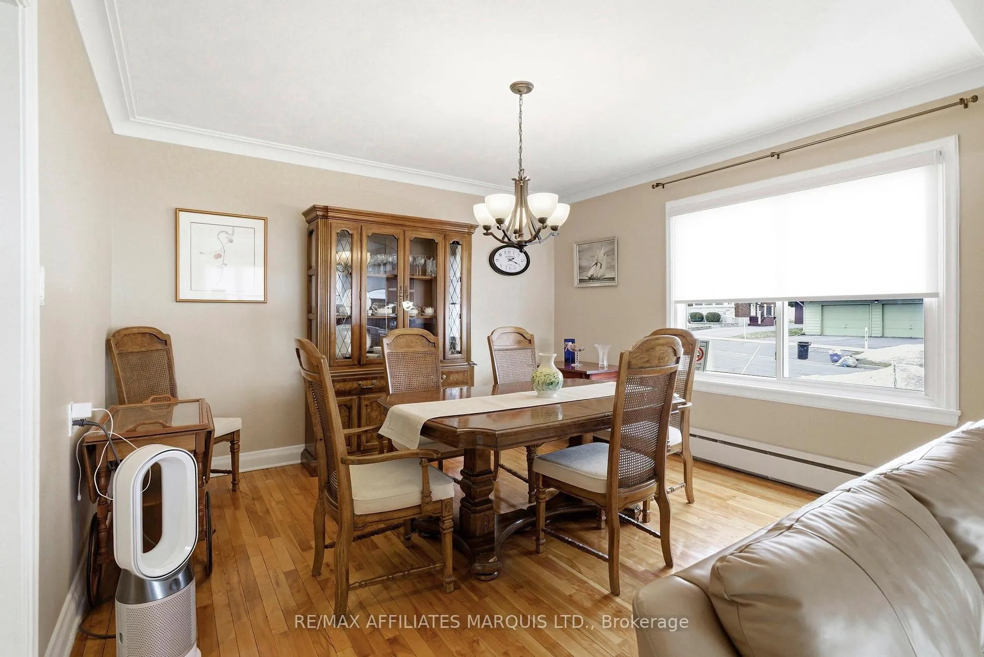 Photo 10 of 1318 Montreal Road, Cornwall — HOMEH