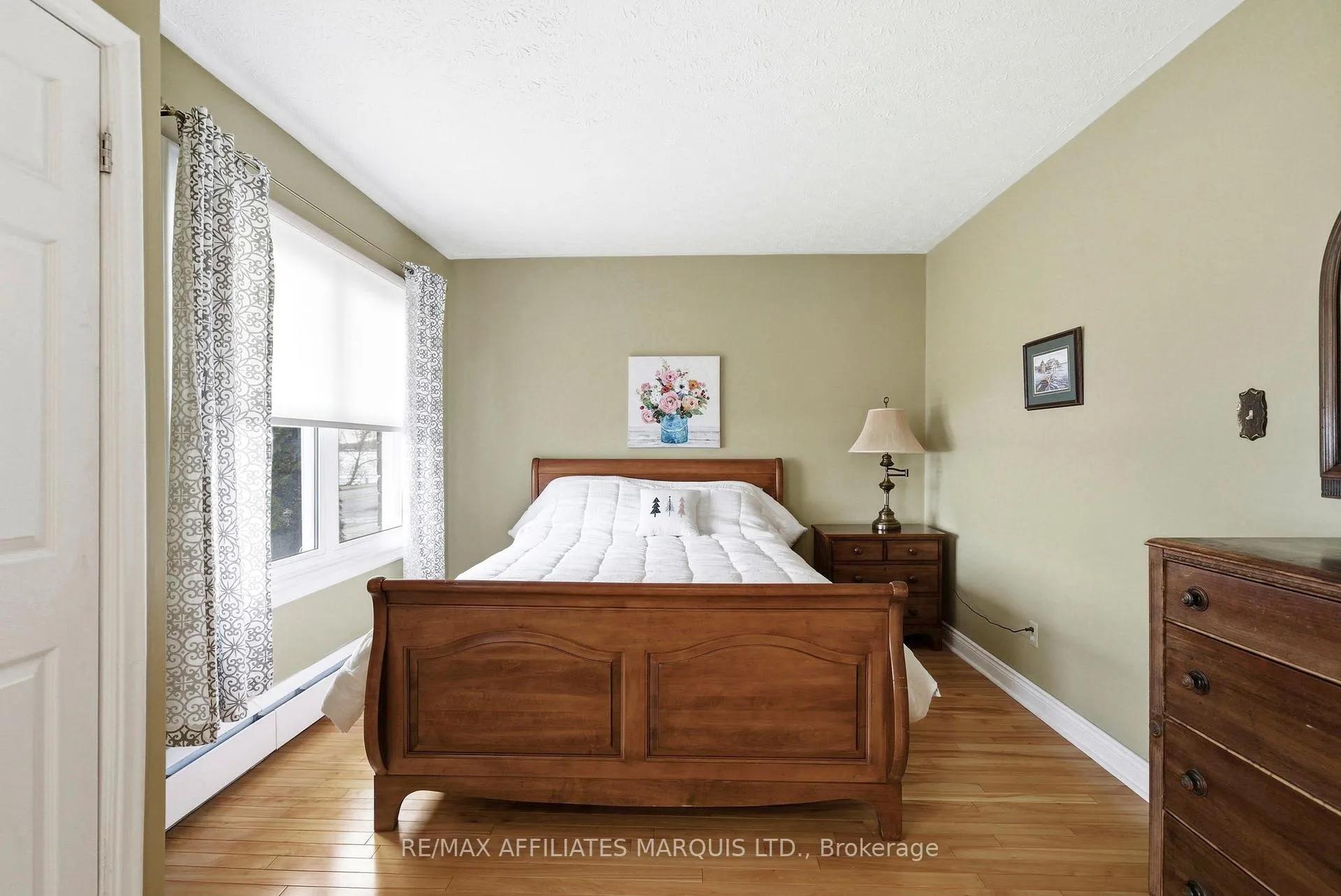 Photo 19 of 1318 Montreal Road, Cornwall — HOMEH