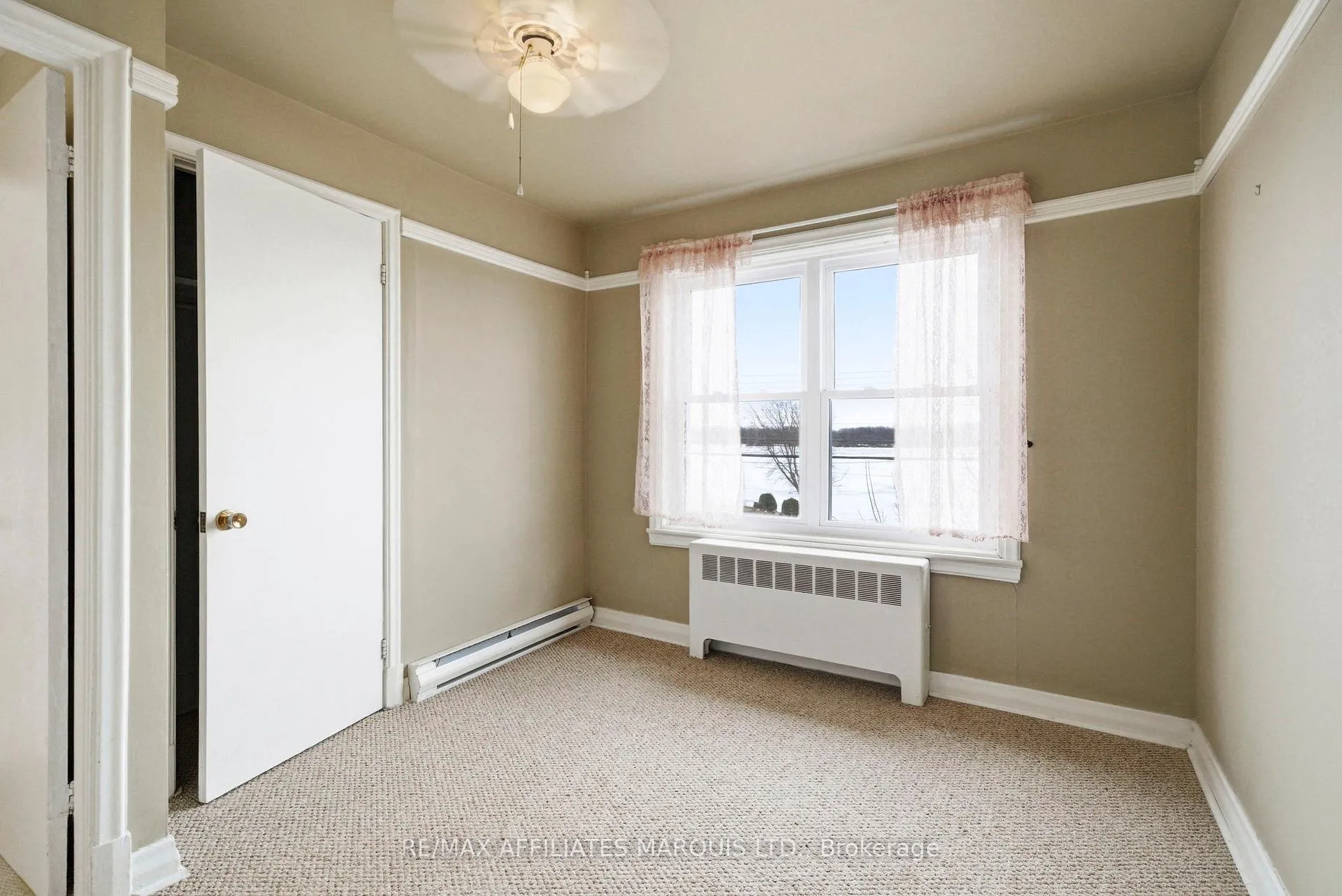 Photo 32 of 1318 Montreal Road, Cornwall — HOMEH