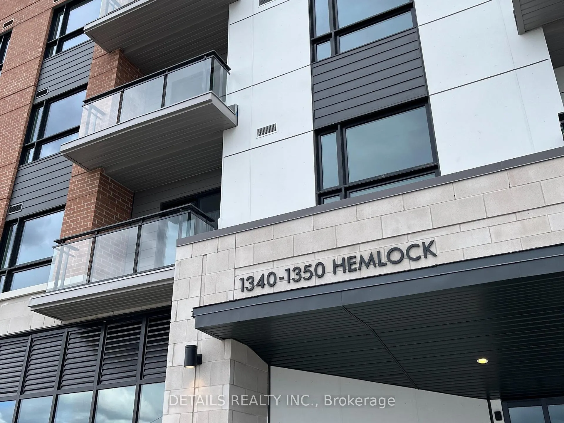 Photo 2 of Unit 403, 1350 Hemlock Road, Ottawa, CFB Rockcliffe and Area — HOMEH