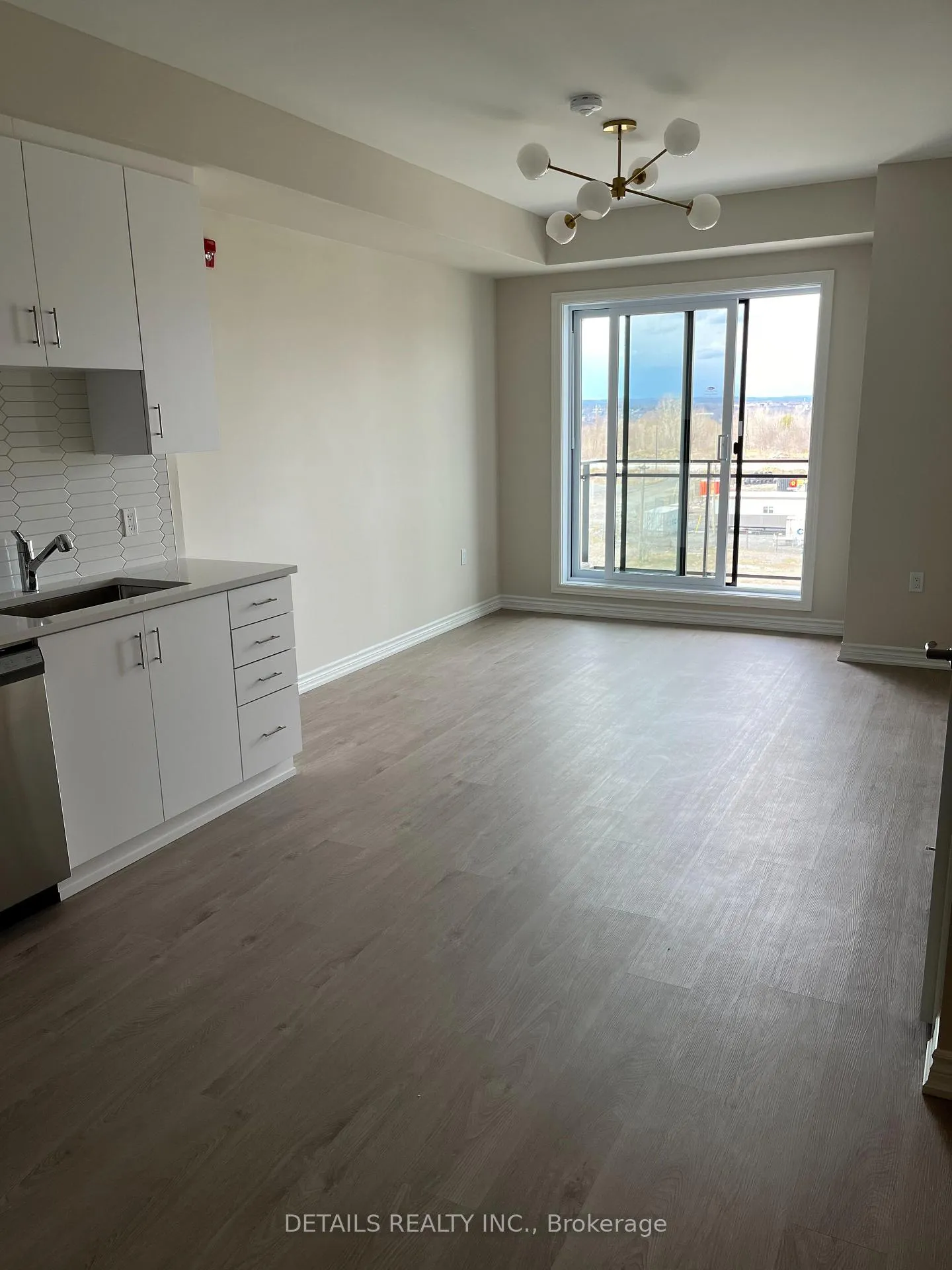Photo 3 of Unit 403, 1350 Hemlock Road, Ottawa, CFB Rockcliffe and Area — HOMEH