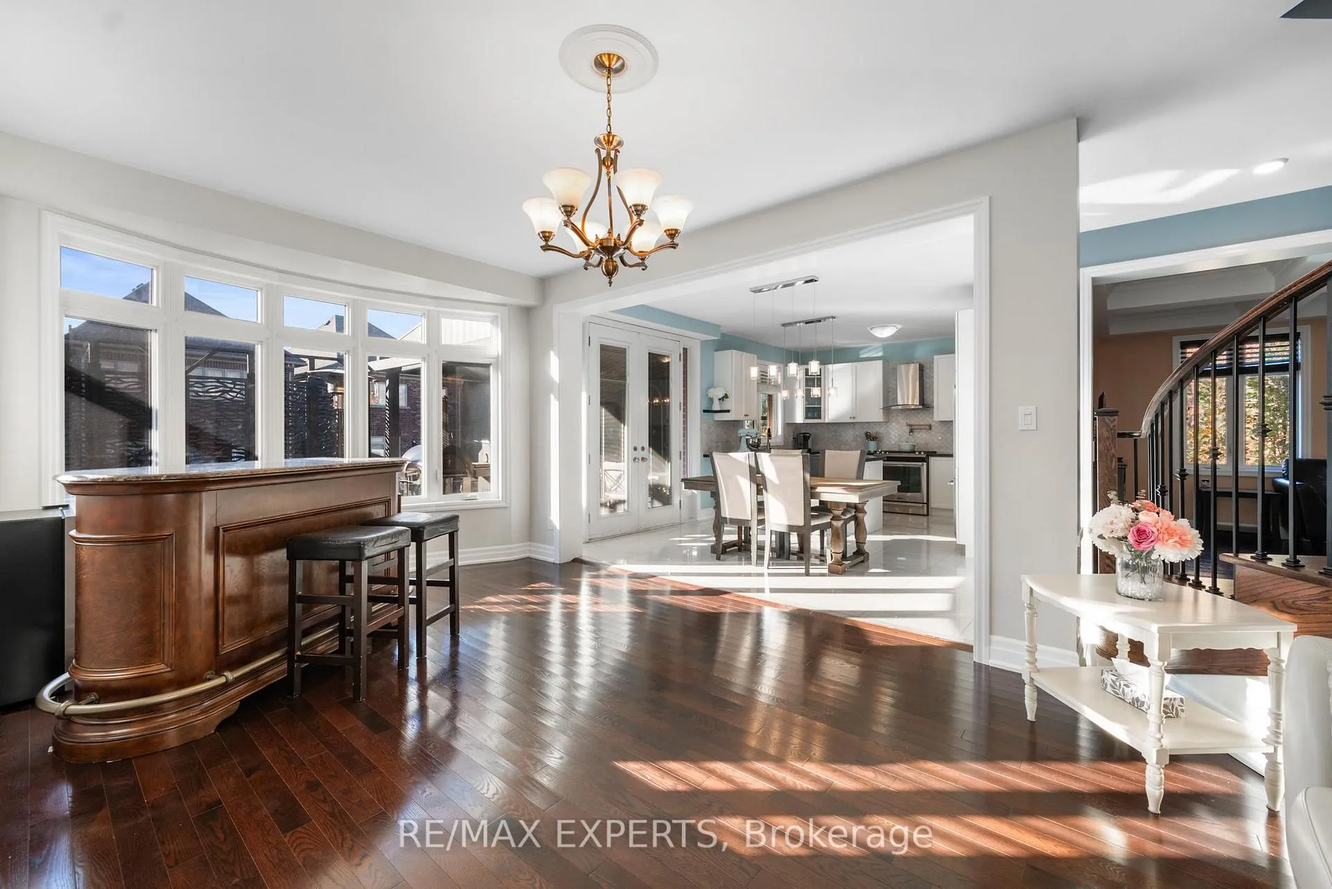 Photo 12 of 50 Lilly Valley Crescent, King, King City — HOMEH