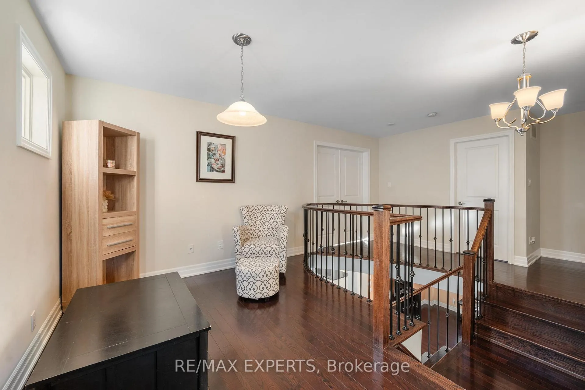 Photo 23 of 50 Lilly Valley Crescent, King, King City — HOMEH