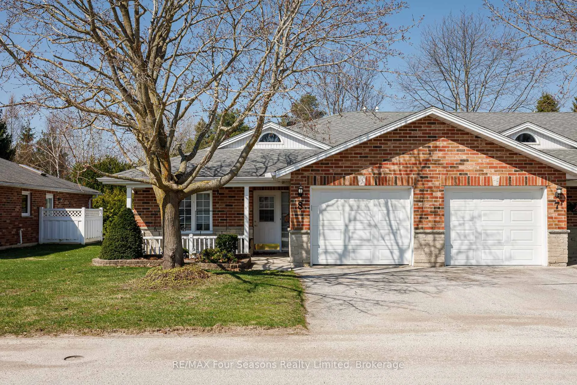 Photo of Unit 8, 275 Huron Street