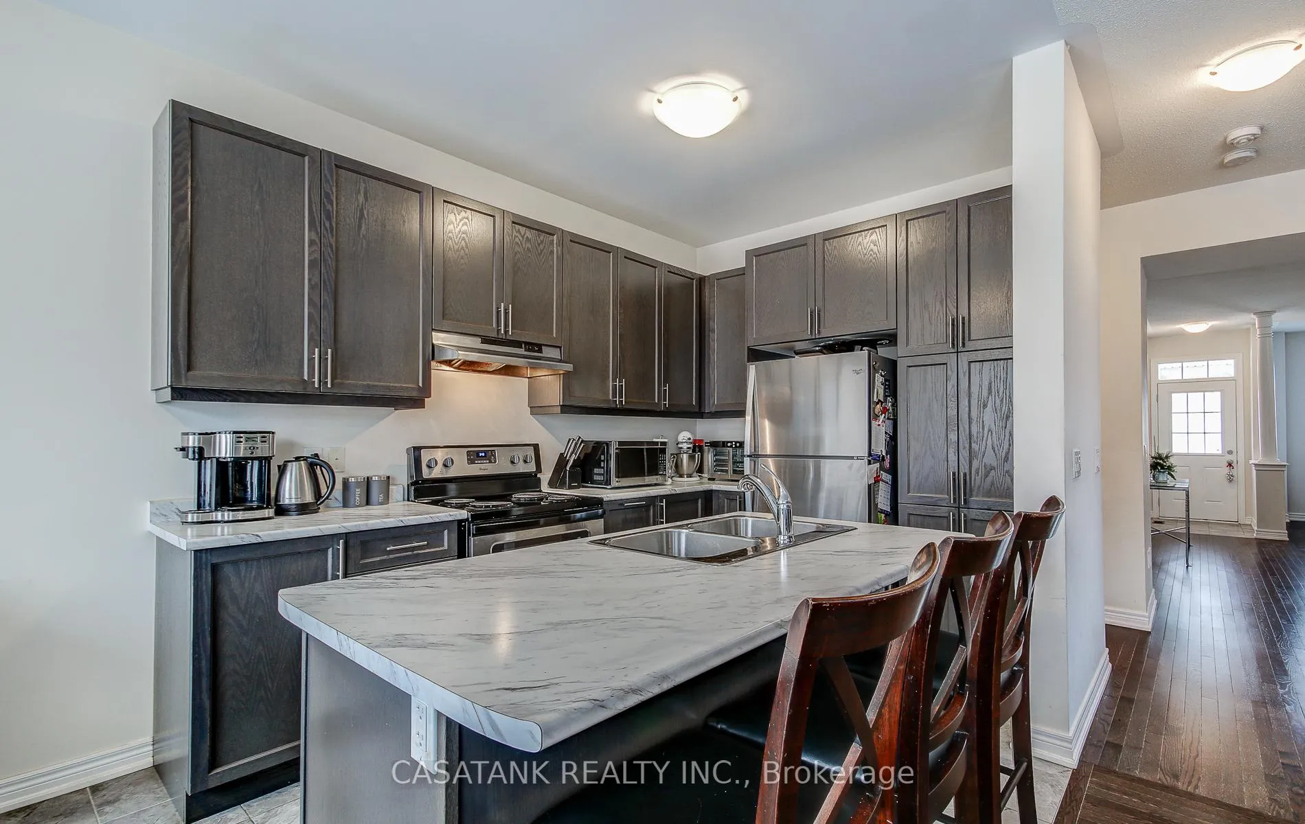 Photo 5 of 20 Zelda Road, Brampton, Sandringham-Wellington North — HOMEH