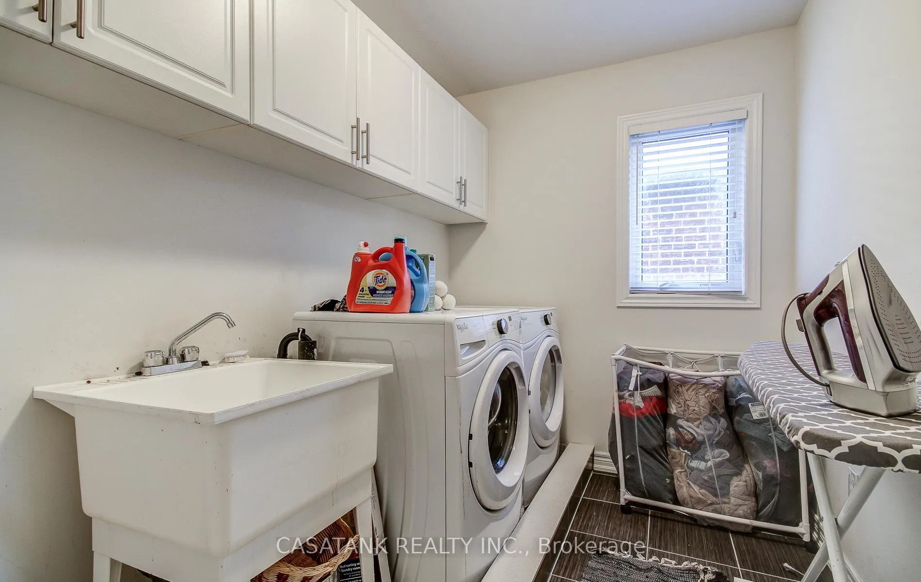 Photo 13 of 20 Zelda Road, Brampton, Sandringham-Wellington North — HOMEH