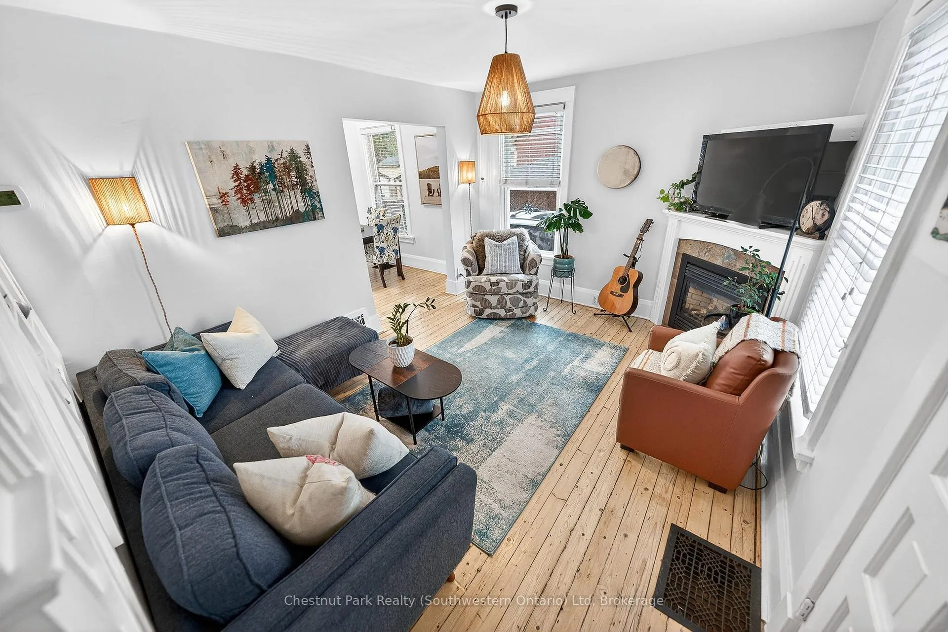 Photo 1 of 122 Kingsmill Avenue, Guelph, St. Patrick's Ward — HOMEH