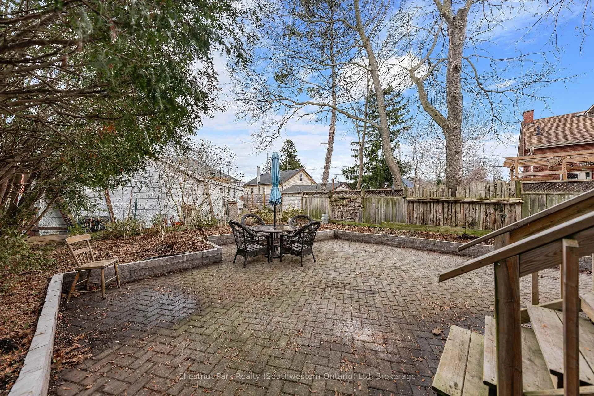 Photo 40 of 122 Kingsmill Avenue, Guelph, St. Patrick's Ward — HOMEH