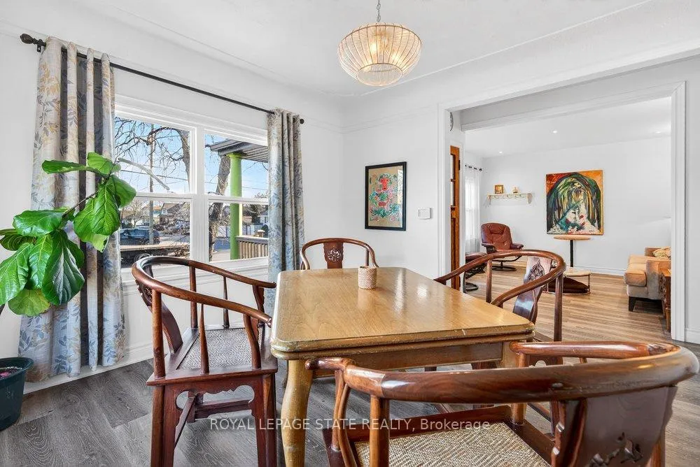 Photo 4 of 710 Rennie Street, Hamilton, Parkview — HOMEH