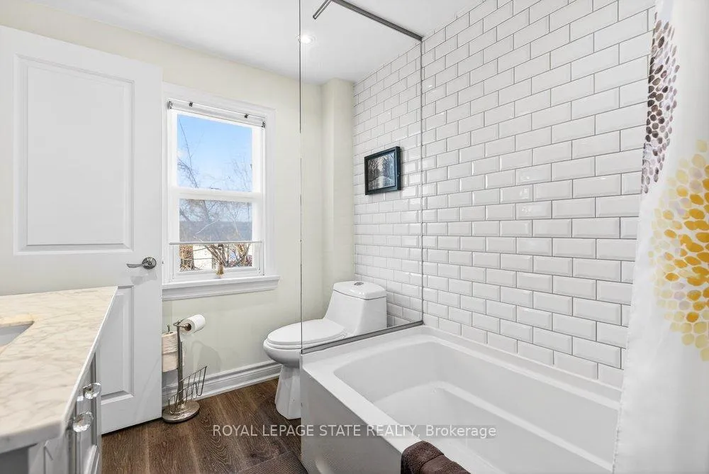 Photo 7 of 710 Rennie Street, Hamilton, Parkview — HOMEH