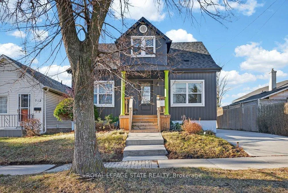 Photo 10 of 710 Rennie Street, Hamilton, Parkview — HOMEH