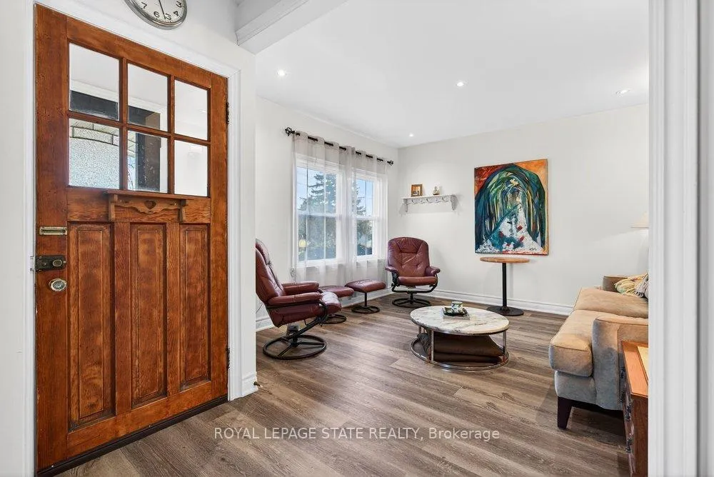 Photo 13 of 710 Rennie Street, Hamilton, Parkview — HOMEH