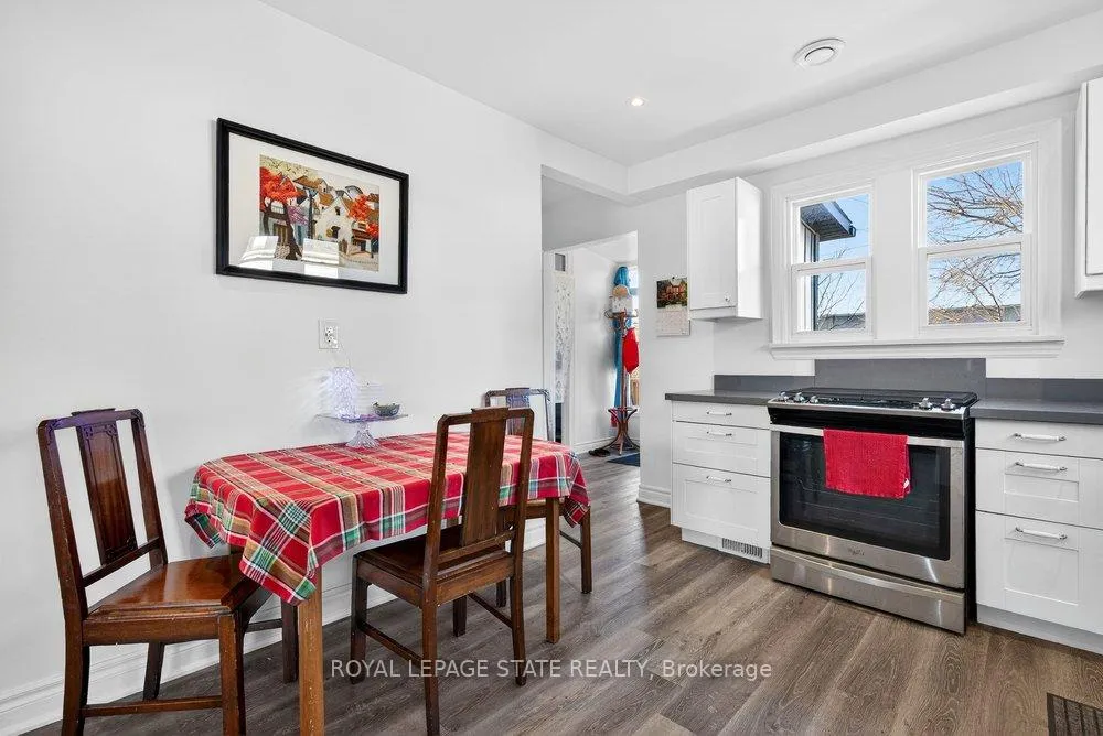 Photo 21 of 710 Rennie Street, Hamilton, Parkview — HOMEH