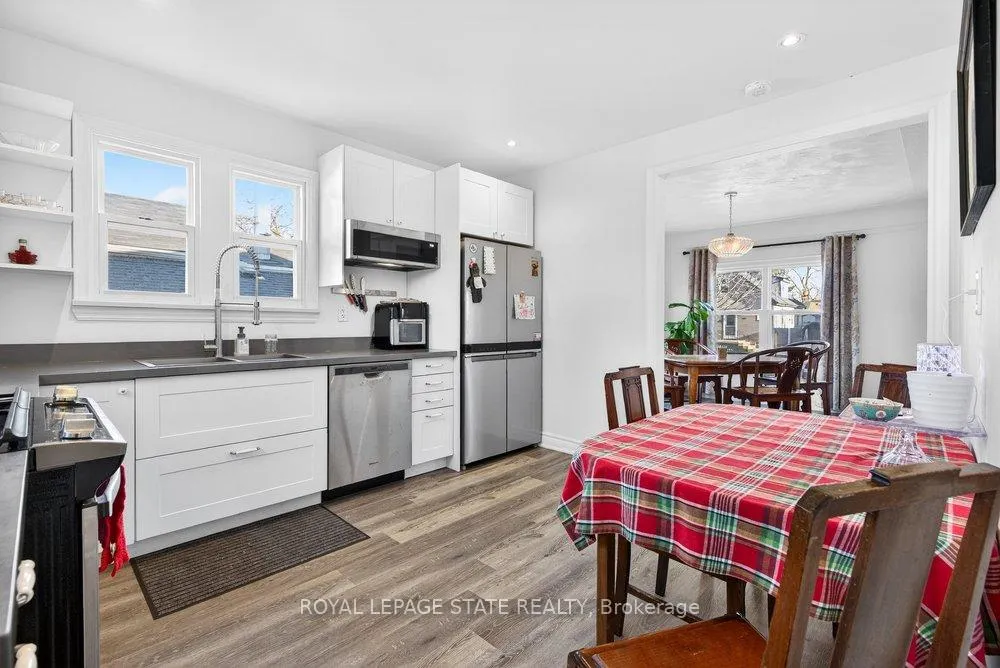 Photo 23 of 710 Rennie Street, Hamilton, Parkview — HOMEH