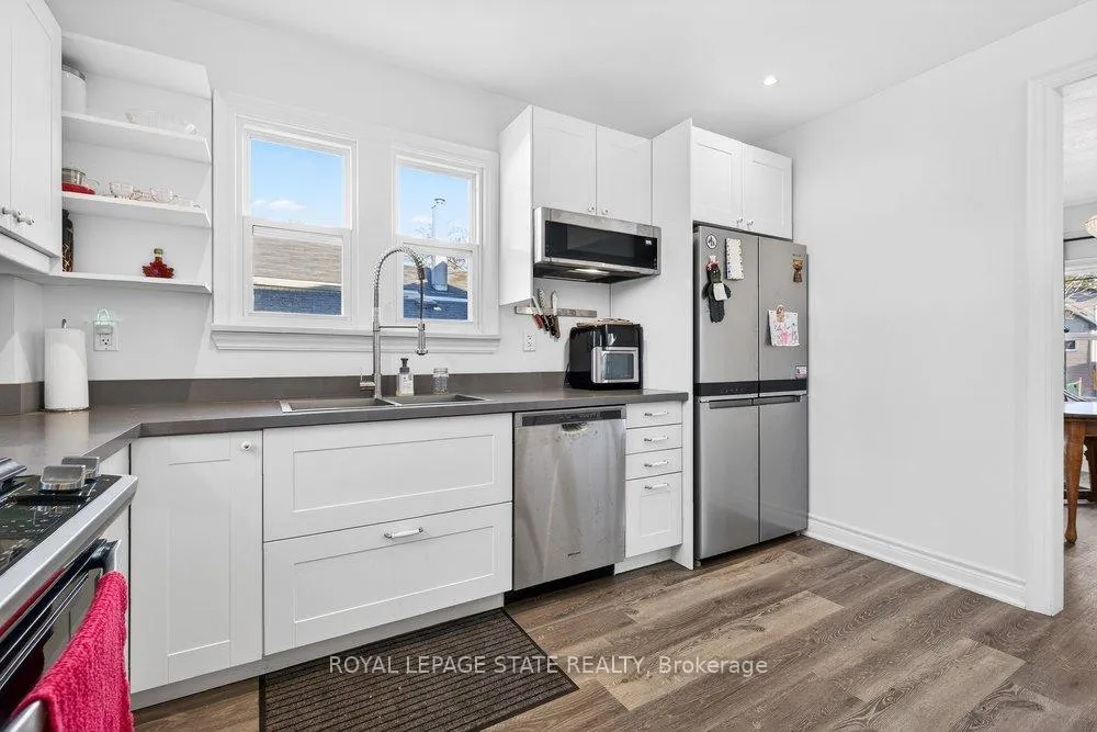 Photo 24 of 710 Rennie Street, Hamilton, Parkview — HOMEH