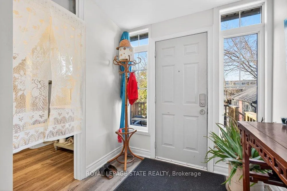 Photo 25 of 710 Rennie Street, Hamilton, Parkview — HOMEH