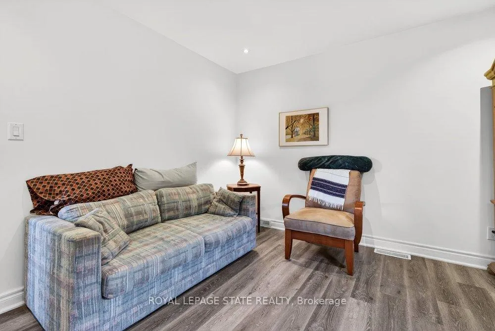 Photo 27 of 710 Rennie Street, Hamilton, Parkview — HOMEH