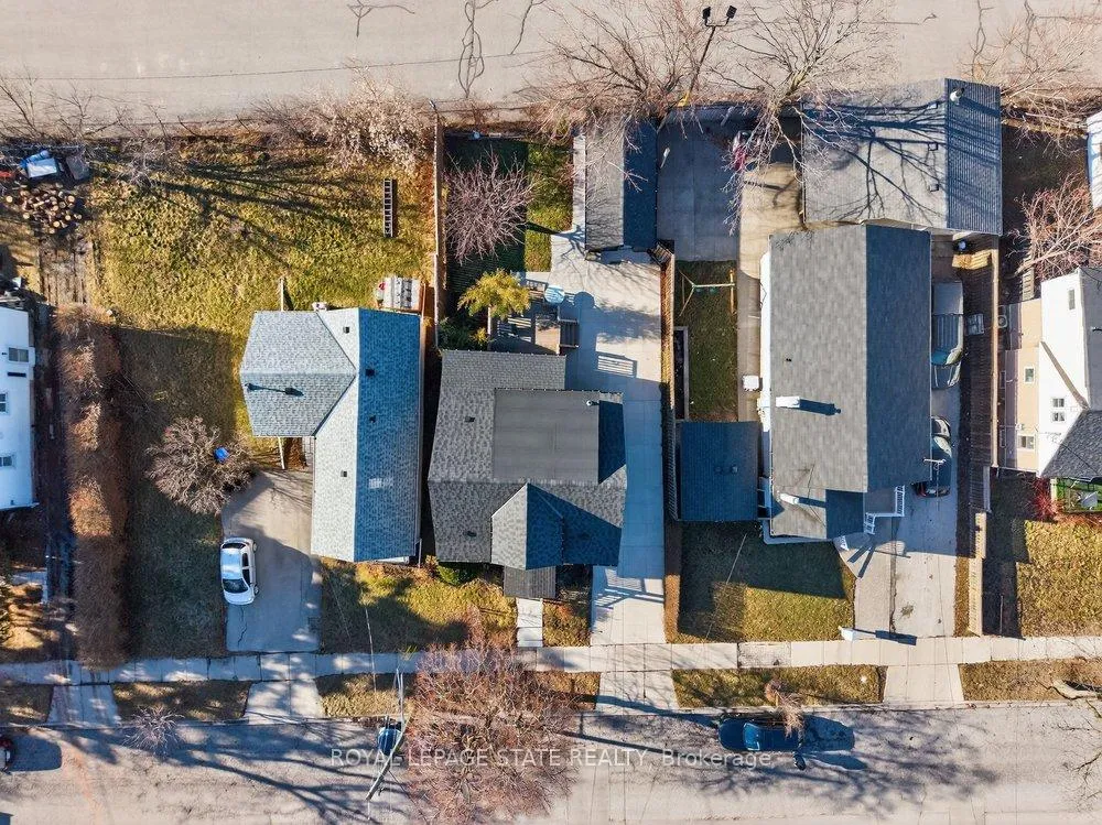 Photo 43 of 710 Rennie Street, Hamilton, Parkview — HOMEH