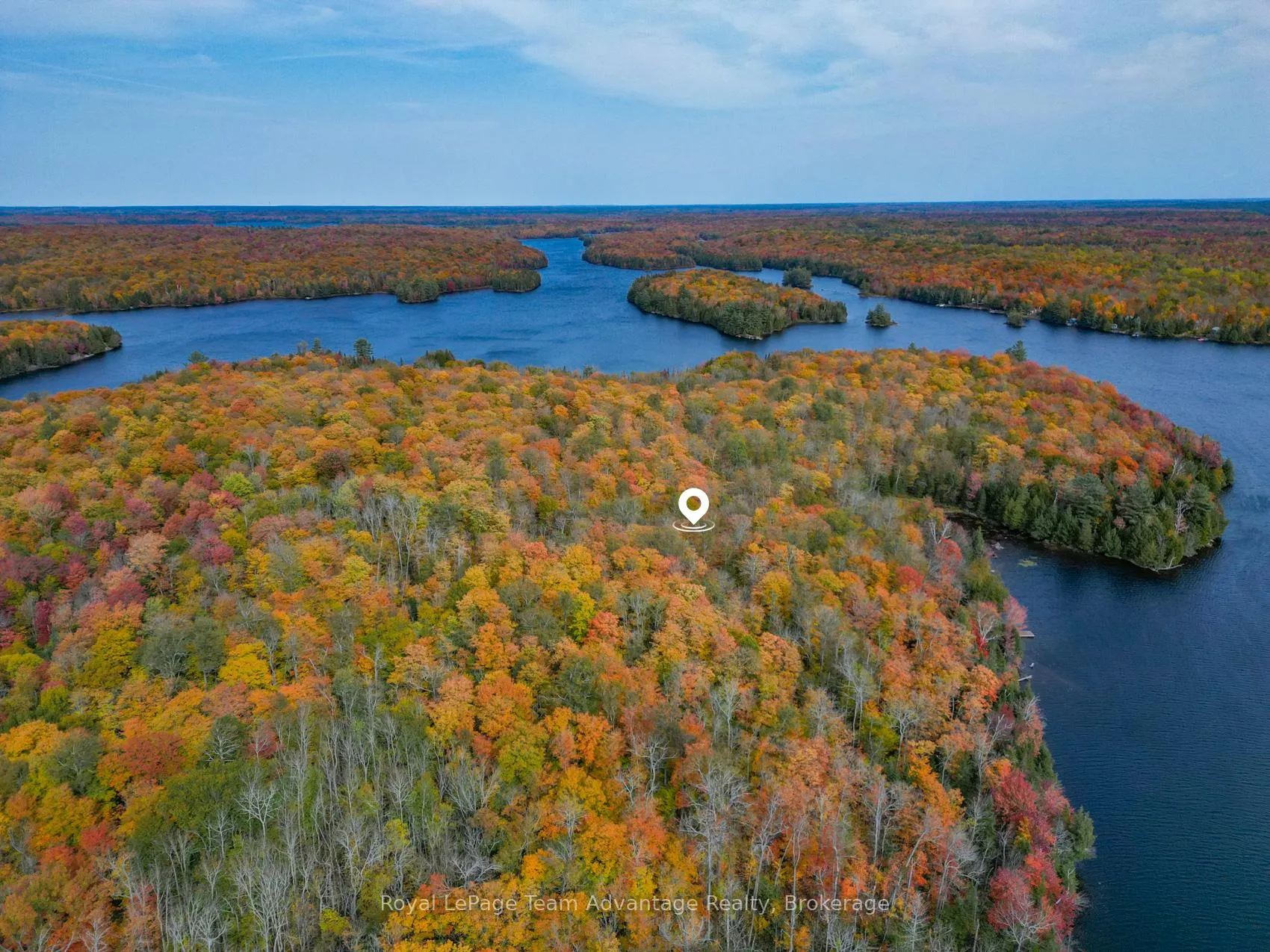 Photo 3 of 1140 Gooseneck Lake, Whitestone — HOMEH