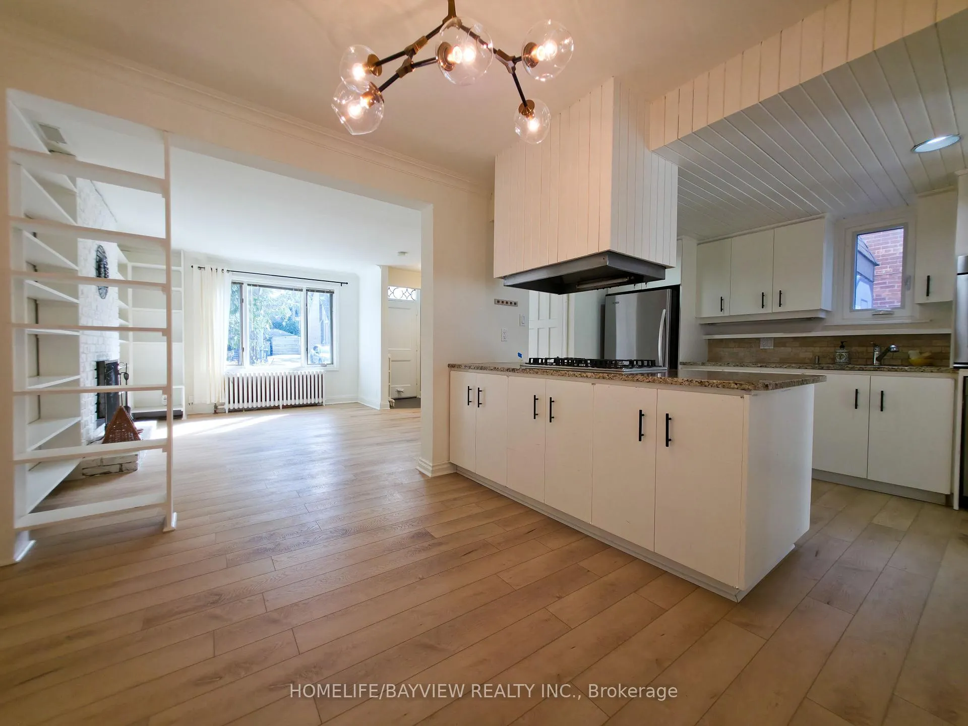 Photo 8 of 46 Fairfield Road, Toronto, Mount Pleasant East — HOMEH