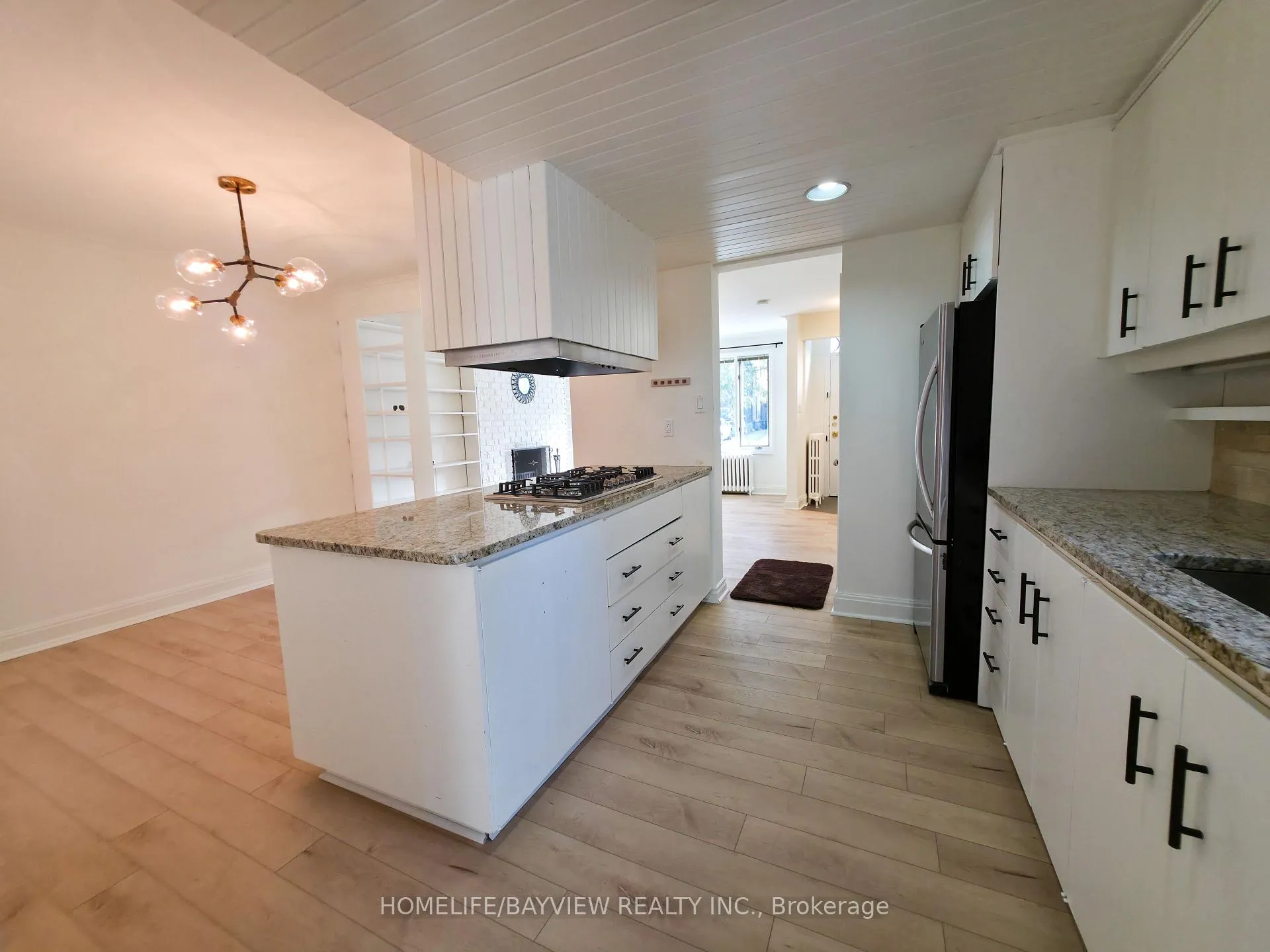 Photo 9 of 46 Fairfield Road, Toronto, Mount Pleasant East — HOMEH