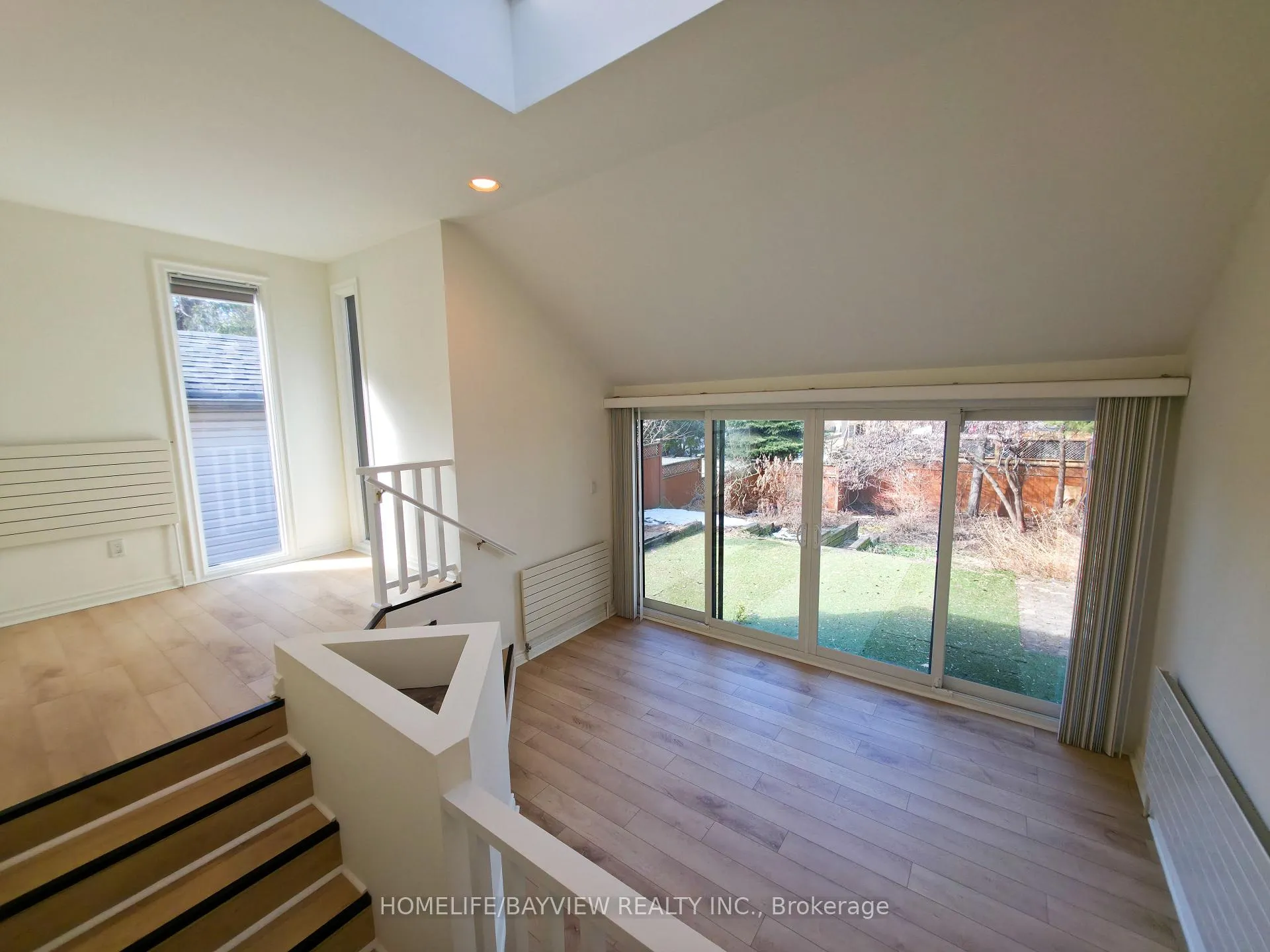 Photo 19 of 46 Fairfield Road, Toronto, Mount Pleasant East — HOMEH
